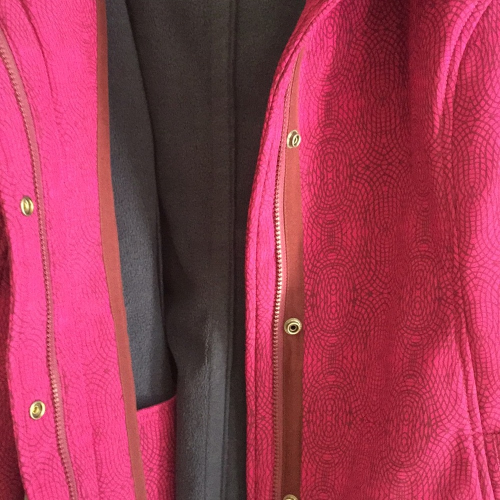 Coat - Picture 3 of 5